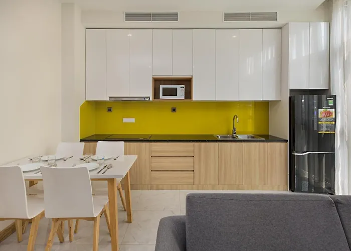 Sun River Hotel & Apartment